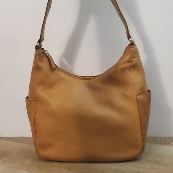 Large Vintage St John's Bay Genuine Leather Honey Camel Hobo Bag Purse Handbag - Picture 2 of 12